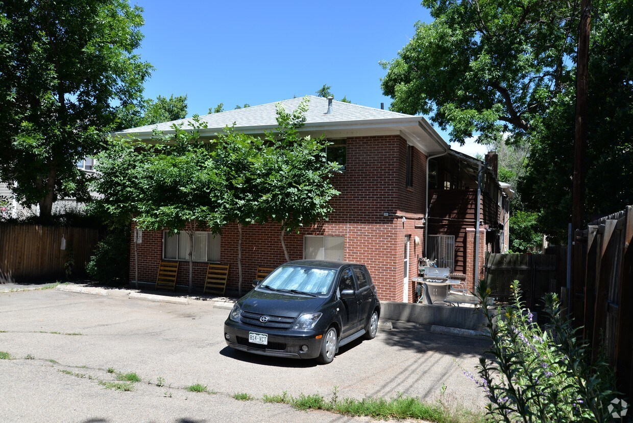 Building Photo - 640 Arapahoe Ave