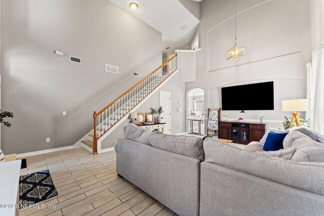 Foto del edificio - 563 Longmill Ln