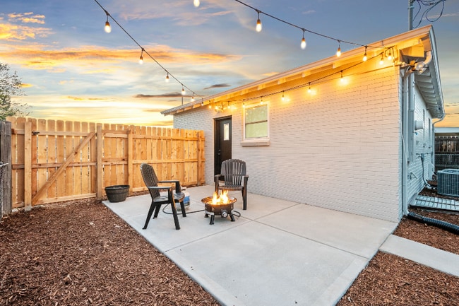 Photo - 3630 Magnolia St House