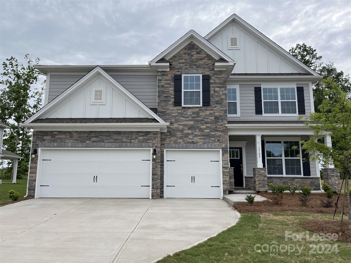 Foto principal - 5702 Casper Dr