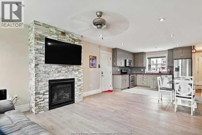 Photo du bâtiment - 8475 Wyandotte St E