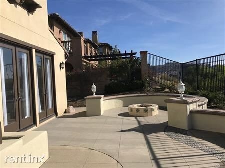 Building Photo - 26502 Via La Jolla