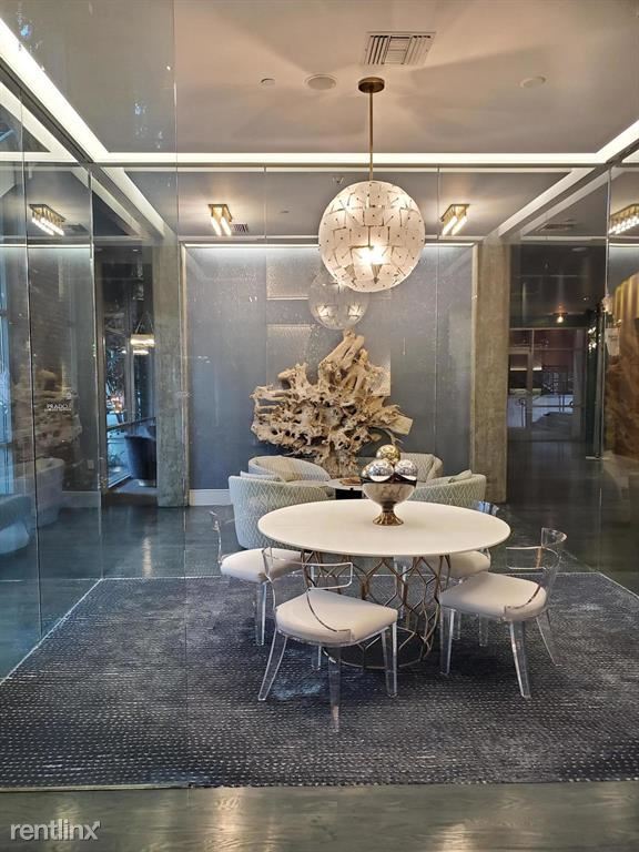 Foto del edificio - 1 br, 1 bath Condo - 840 E Green St Unit 416