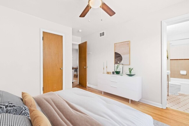 Building Photo - The Bethana Apartments