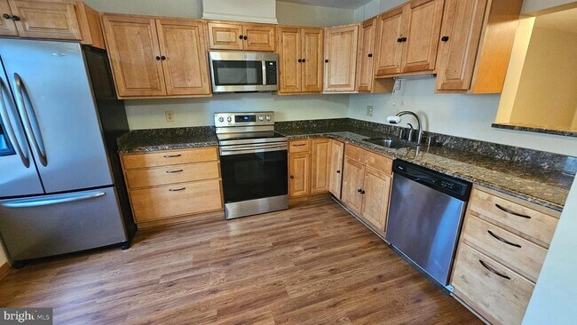 Foto del edificio - 9 Hamlet Dr