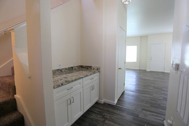 Building Photo - 3626 Nicole Ct