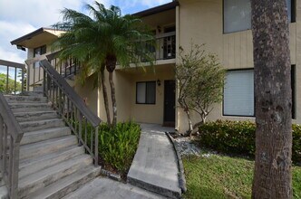 Building Photo - 6649 Somerset Dr