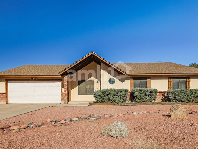 Building Photo - 7346 E Greenway St