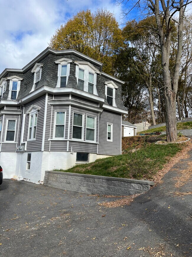 11 Atlantic Ave Unit 2, Amesbury, MA 01913 Apartments in Amesbury