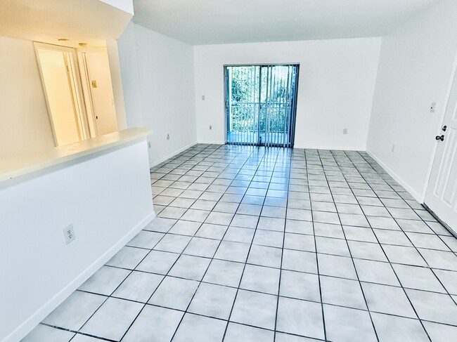 Building Photo - 8520 SW 212th St