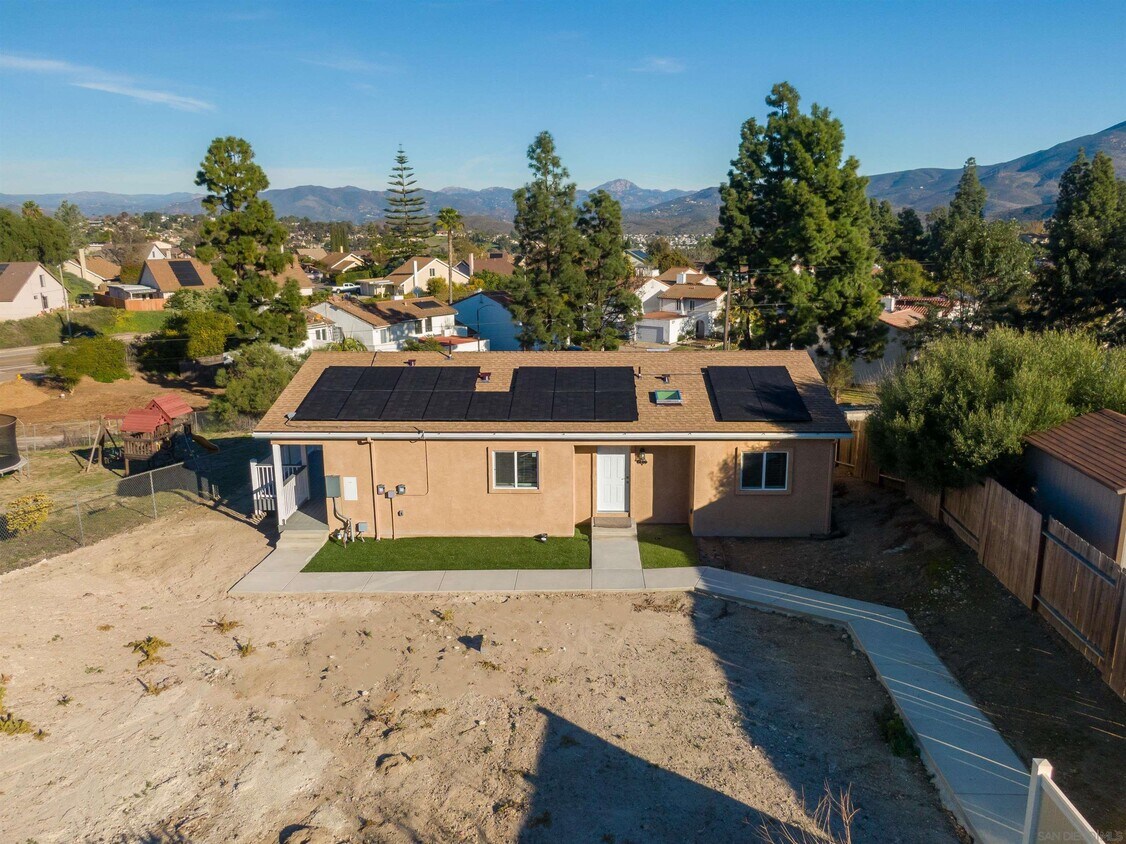 Foto principal - 2671 Silver Oaks Way