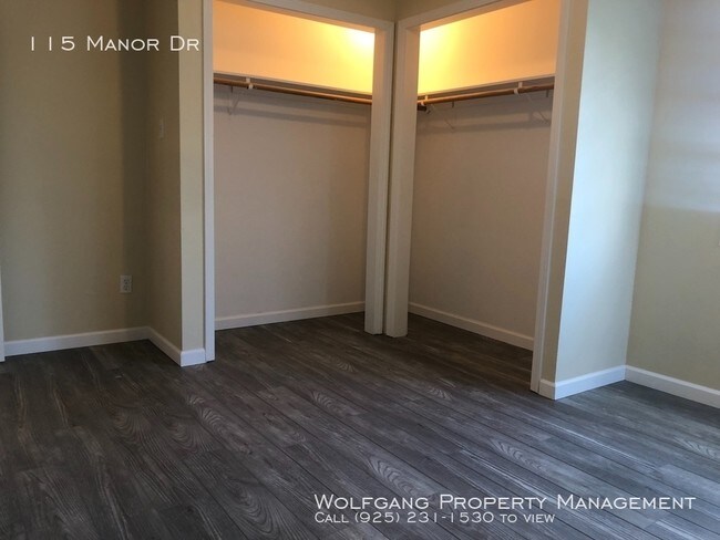 Building Photo - 115 Manor Dr