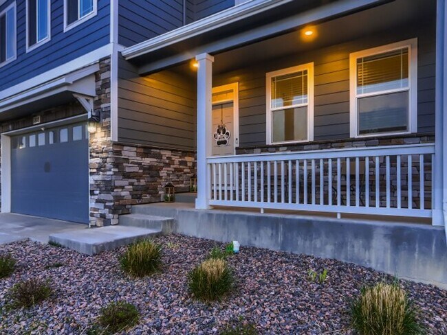 Foto del edificio - Beautiful 5 Bed Home in Raindance