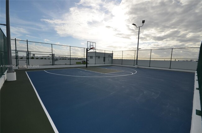 Foto del edificio - 16385 Biscayne Blvd