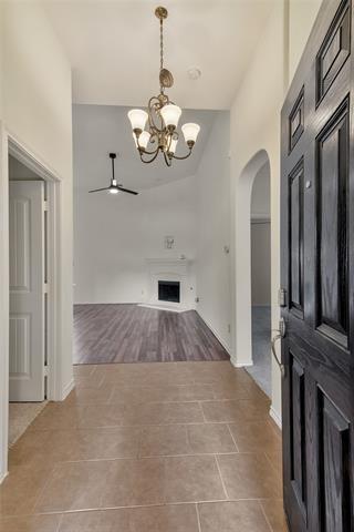 Building Photo - 3045 Beaver Creek Dr