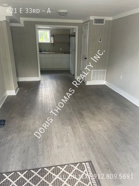 Foto del edificio - 621 E 33rd St
