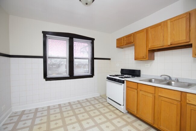Foto del edificio - 4649 N Elston Ave