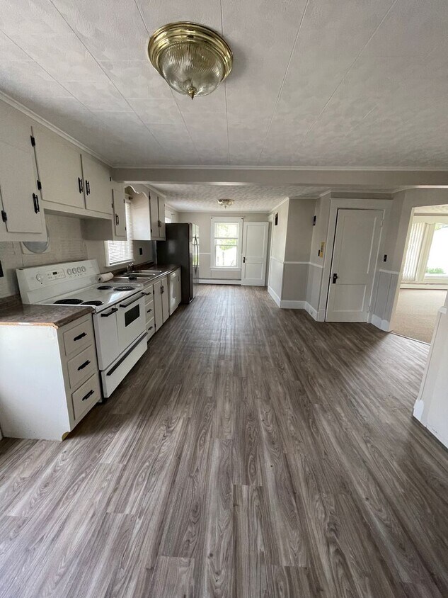 Foto principal - 100 Granite St