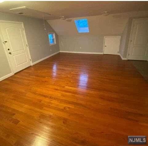 Foto del edificio - 47 Campbell Ave