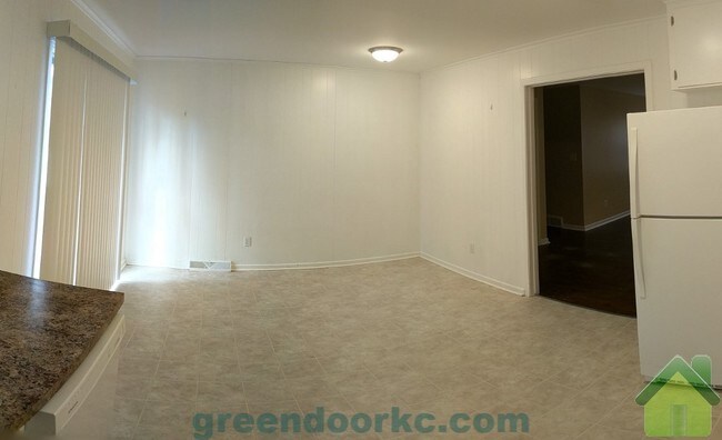 Building Photo - 9524 Outlook Dr