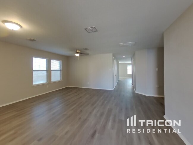 Building Photo - 530 Laurel Ln Fate TX