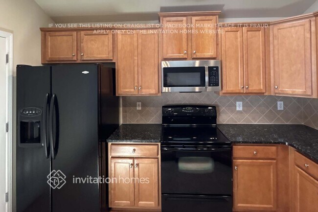 Foto del edificio - 351 Highland Falls Dr
