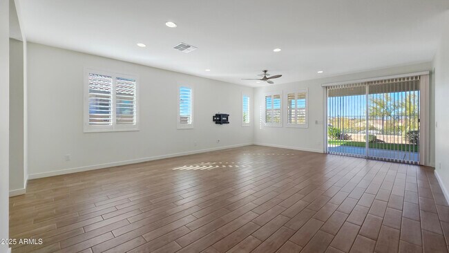 Foto del edificio - 17864 W Thistle Landing Dr