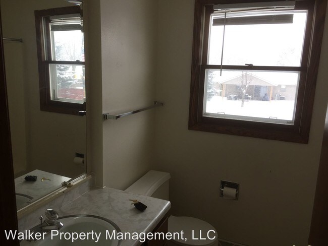 Building Photo - 3319 Palmer Dr