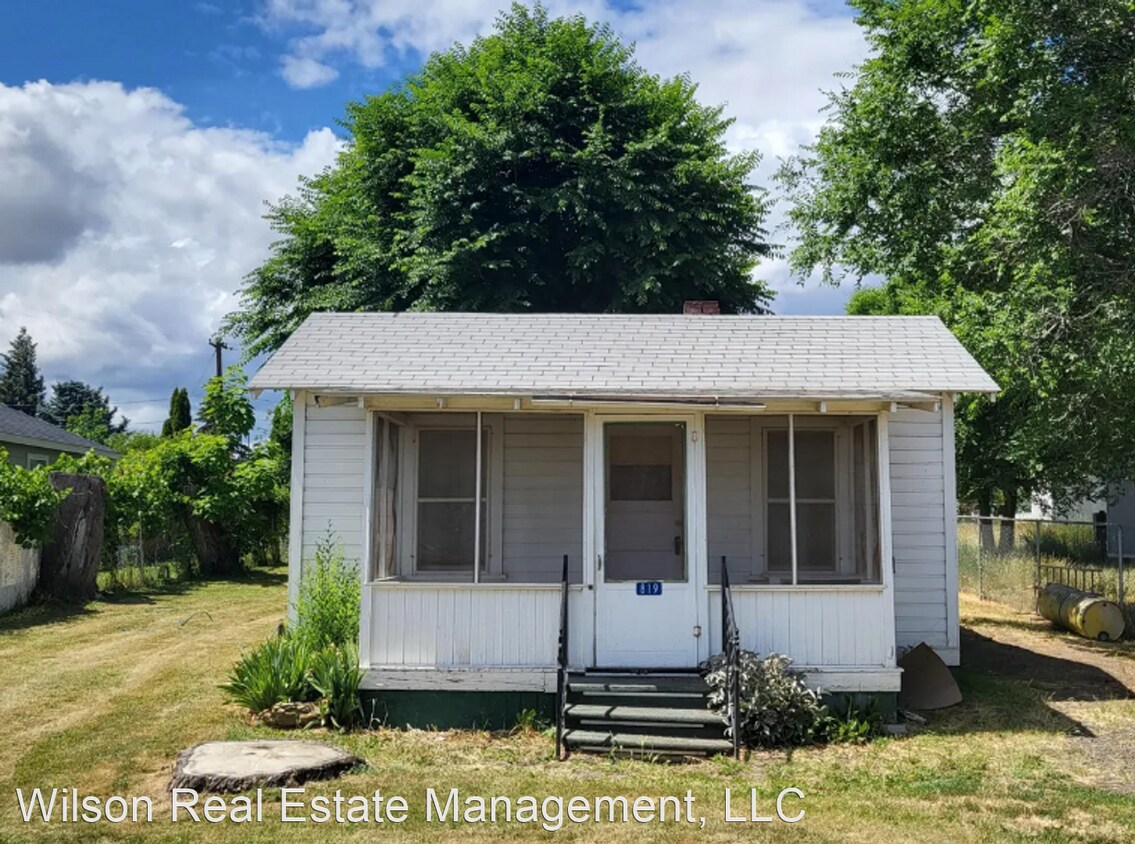 1 br, 1 bath House 819 Taft St House Rental in Tieton, WA