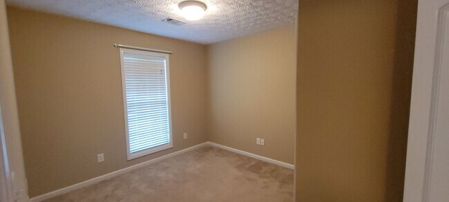 Foto del edificio - 4 Bedroom/ 2 Bath Home close to Fort Benning