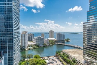 Building Photo - 500 Brickell Ave