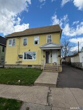 Building Photo - 30 Tremont Ave