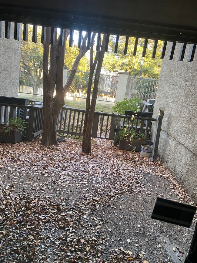 Foto del edificio - 4517 N O Connor Rd