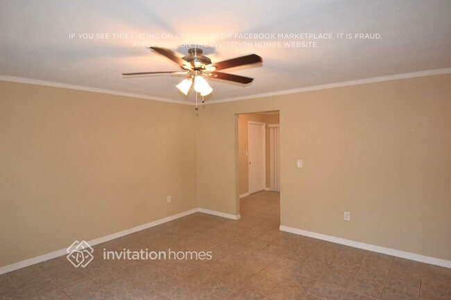 Building Photo - 3227 Lenwood Dr
