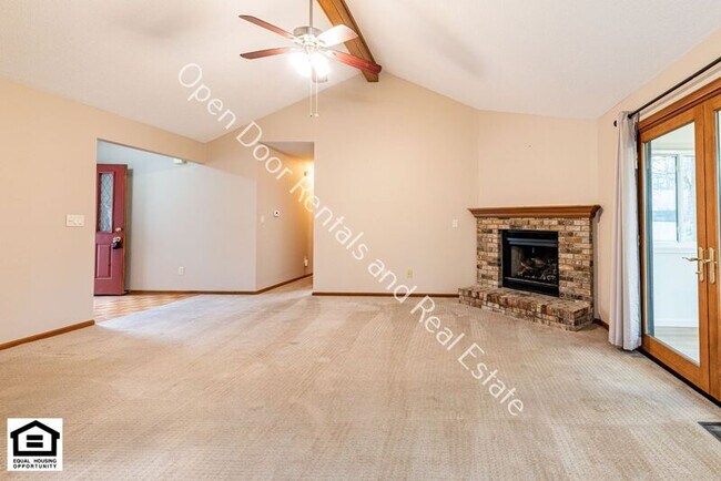 Foto del edificio - 9530 Mariners Ridge Dr