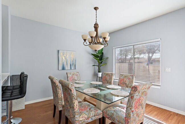 Foto del edificio - 4301 N 21st St