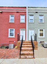 Building Photo - 90 E 8th Ave