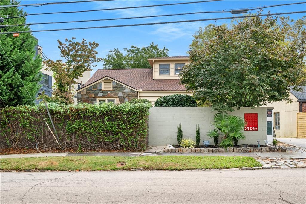 Primary Photo - 2035 Manchester St NE