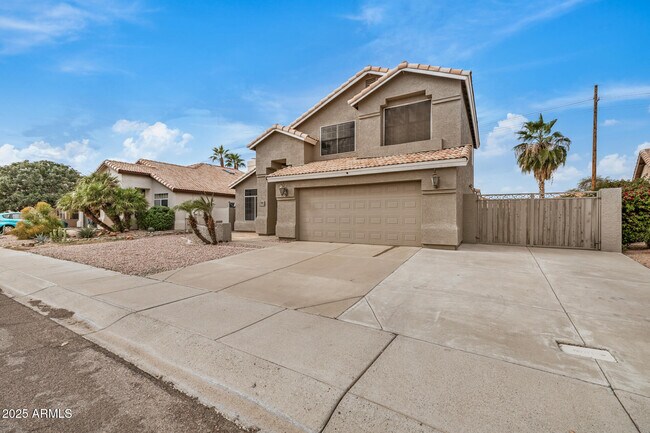 Building Photo - 15002 S 47th St