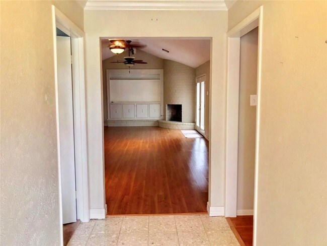 Building Photo - 6305 Revolution Dr