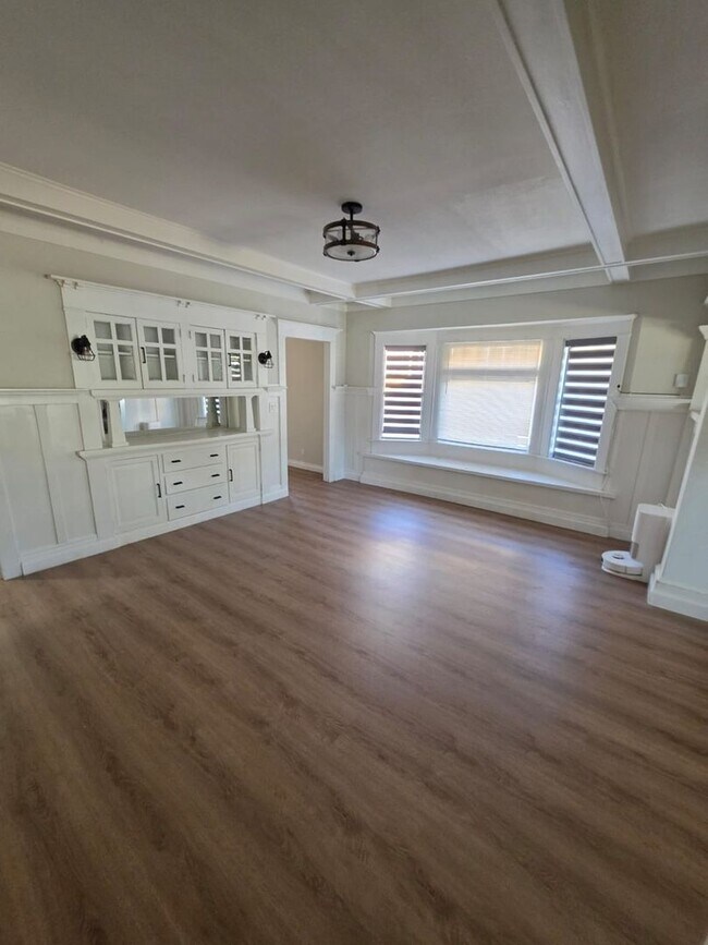 Foto del edificio - 2181 W 29th St