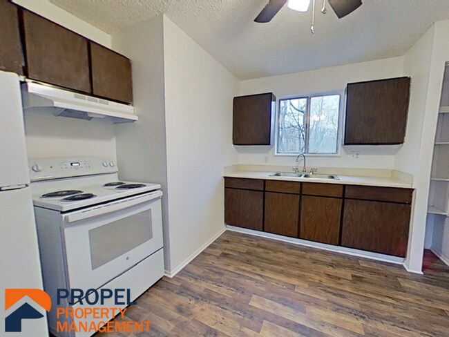 Foto del edificio - 5706 Howe Rd