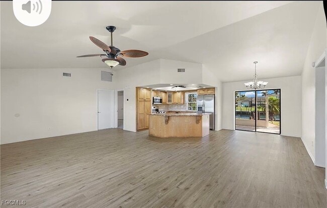 Foto del edificio - 4709 SW 25th Pl