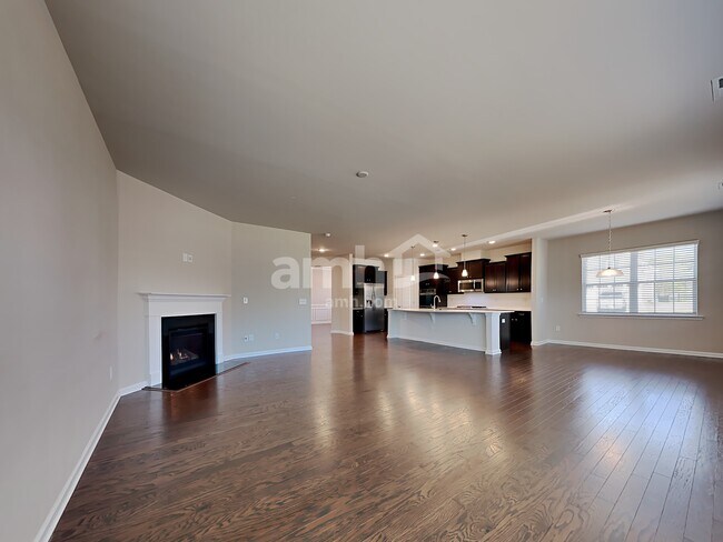 Foto del edificio - 14324 Little Pine Dr