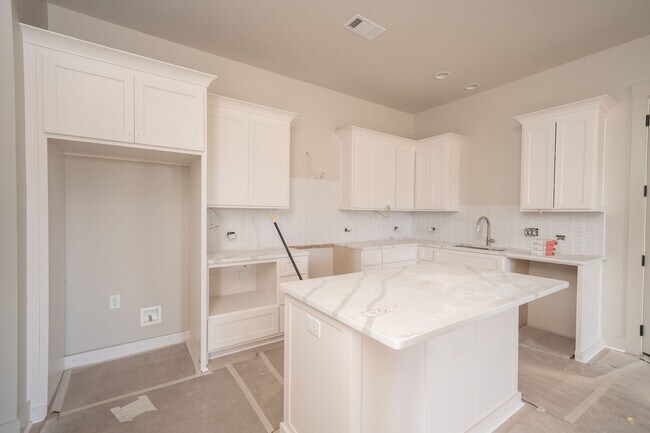 Foto del edificio - 3BR/3BA For Rent