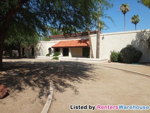 Primary Photo - 600 E Bird Ln