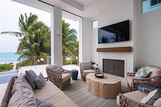 Foto del edificio - 26556 Hickory Blvd