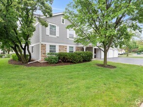 Building Photo - 251 Appletree Ct