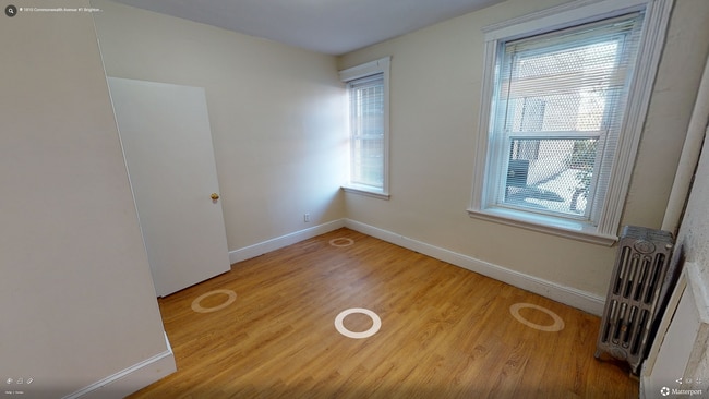 Building Photo - 1965 Commonwealth Ave