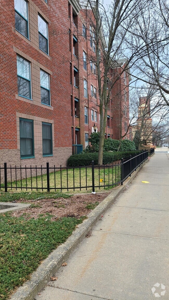 Downtown Lynn Townhouses under 2,500 Lynn, MA 1 Townhouses